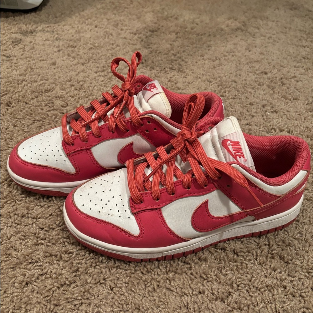Nike Women’s Dunk Low ‘Archeo Pink’ Size 7.5